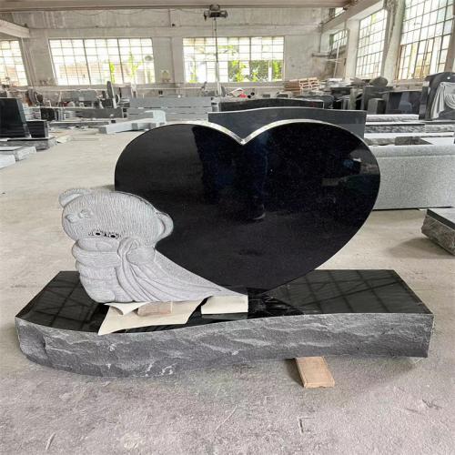 Black Cute Granite Bear And Heart Headstone Maker